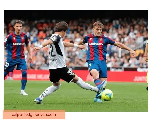 西甲安达卢西亚德比即将来袭，球迷期待激情四溢的对决